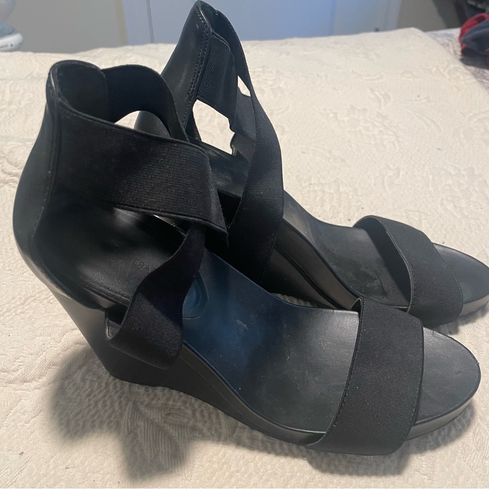 BCBGeneration Elegant Black Wedge Sandals